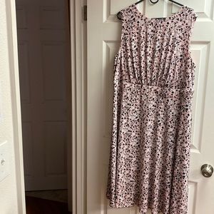 London Times Woman 22W Sleeveless Dress